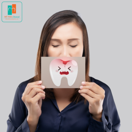 bị bệnh lý răng miệng không nên bọc răng sứ